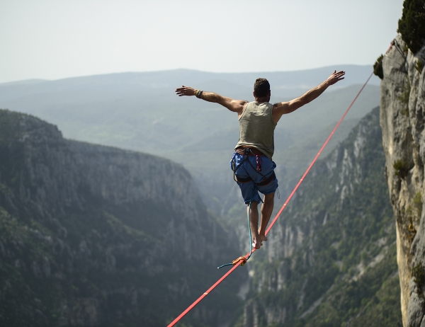 Slacklining in Verdon